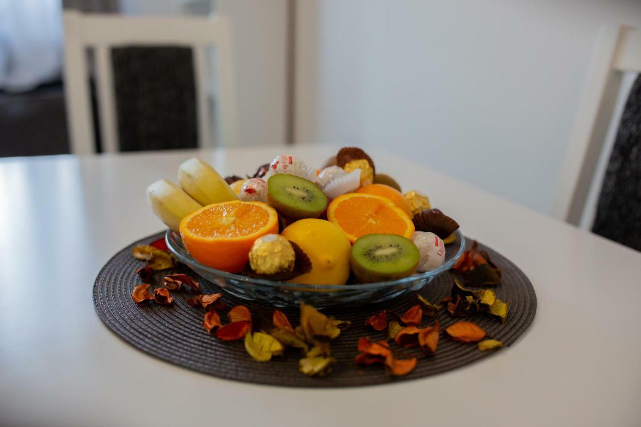 Apartmani Sunset Rogotin Екстериор снимка